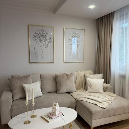 Comfortable Apartament Katowice Buitenkant foto